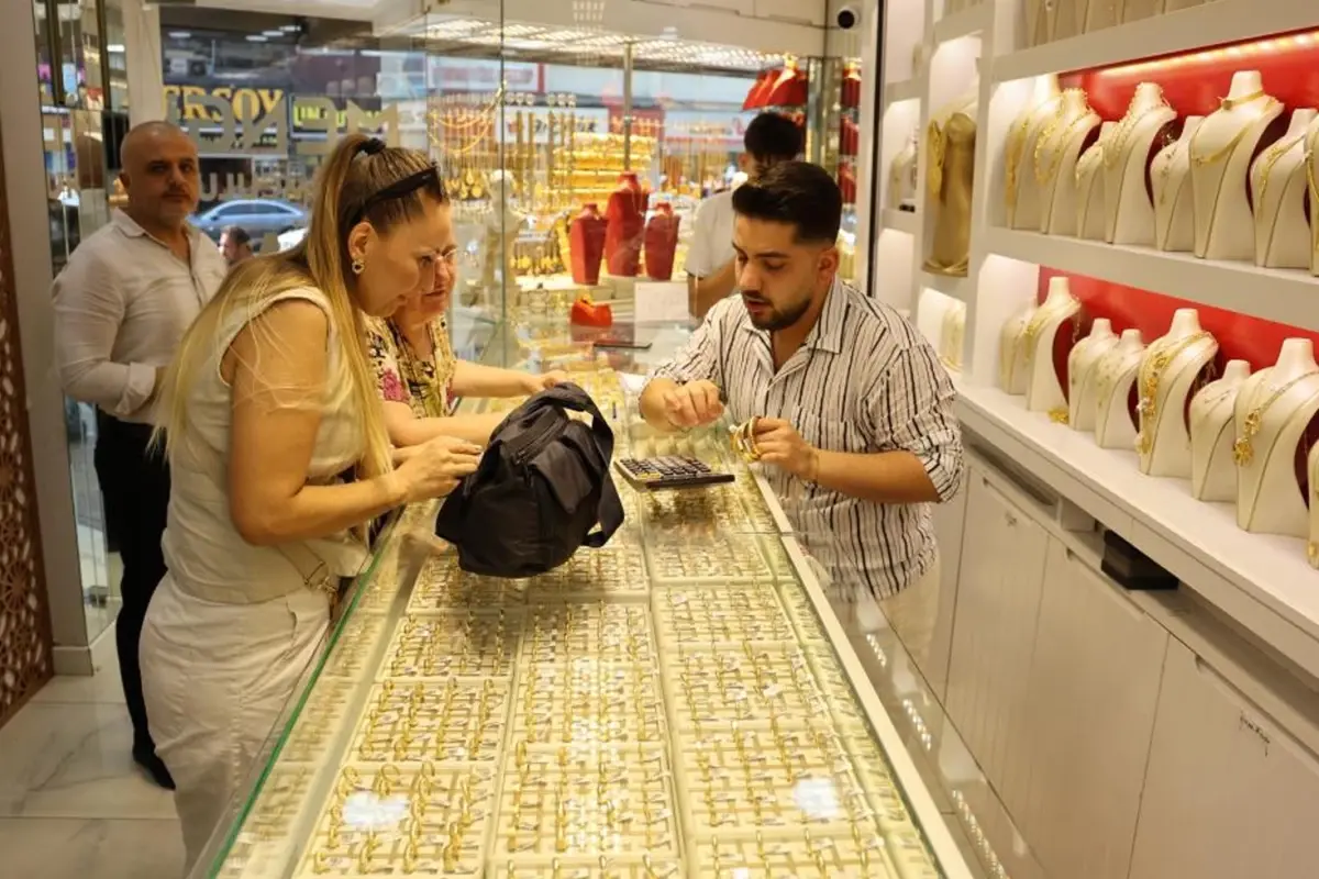 Altın alacaklar dikkat! Kuyumcular satış yapmayı durdurdu.