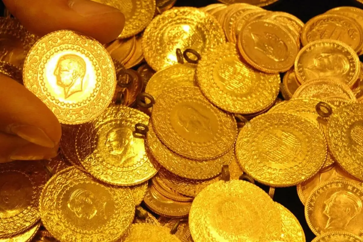 Altın haftaya rekorla giriş yaptı.