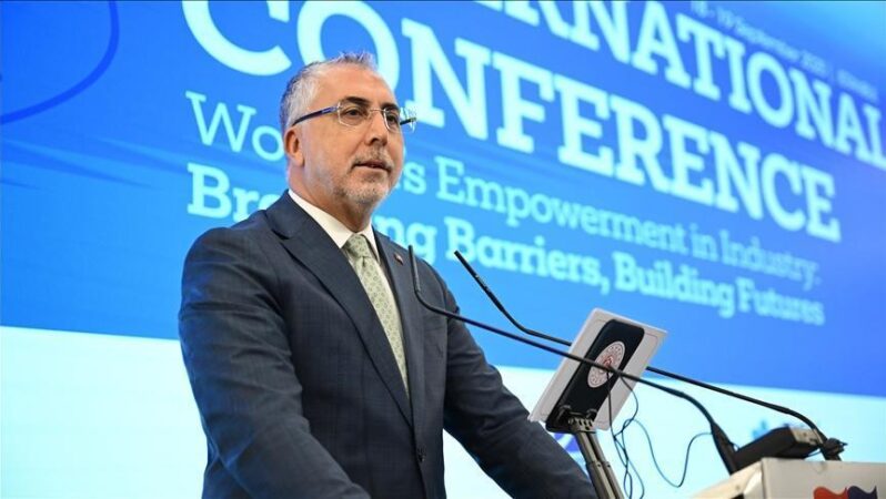 Bakan Işıkhan: Kadınların iş gücüne katılım oranı arttı.
