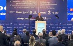 Bakan Kacır: “Sanayide istihdamı 6 milyon 700 bin kişiye çıkardık.
