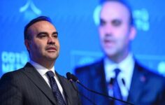 Bakan Kacır: Türkiye Yüzyılı, şahlanışımızın simgesidir.