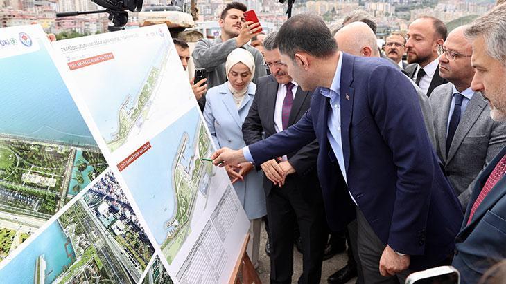 Bakan Kurum’a Trabzon’daki Kahramanmaraş Caddesi’nde deprem bölgesi için teşekkür