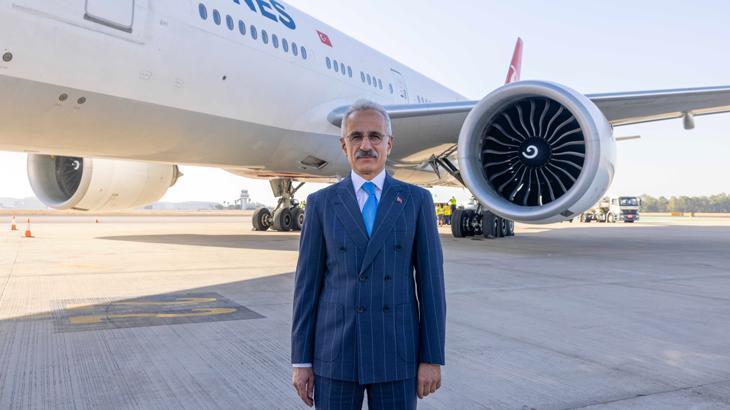 Bakan Uraloğlu açıkladı! THY’nin İstanbul-Sevilla seferleri bugün başladı.
