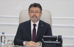 Bakan Yumaklı: Bugün tarımsal destek ödemelerini çiftçilerin hesaplarına bağlıyoruz.