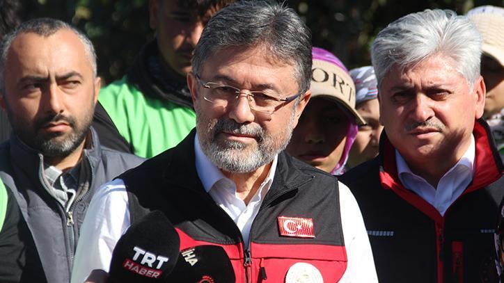 Bakan Yumaklı: Üreticilerimizin yanında olmaya devam edeceğiz.
