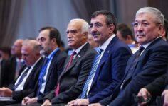 Cumhurbaşkanı Yardımcısı Yılmaz: İhracat, ithalat ve ticaret rakamlarımız son zamanlarda gelişim gösteriyor.