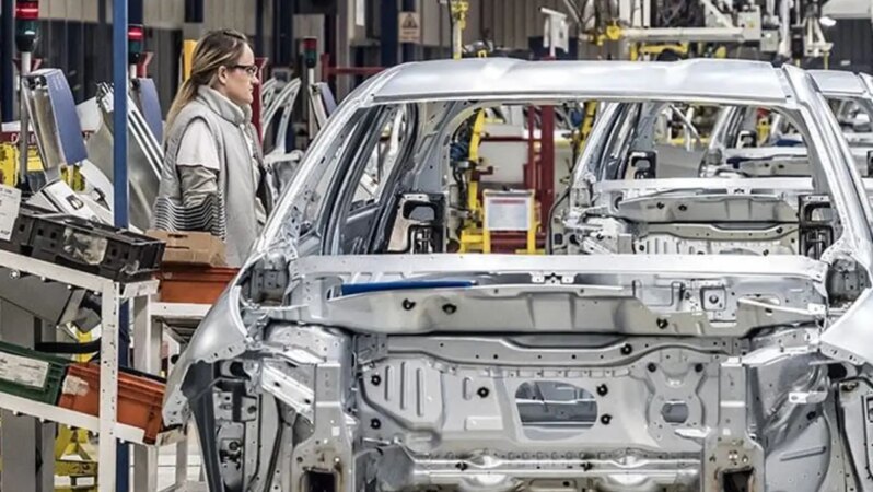 Elektrikli araç başarısızlığı! Otomotiv devi bin kişiyi işten çıkarıyor