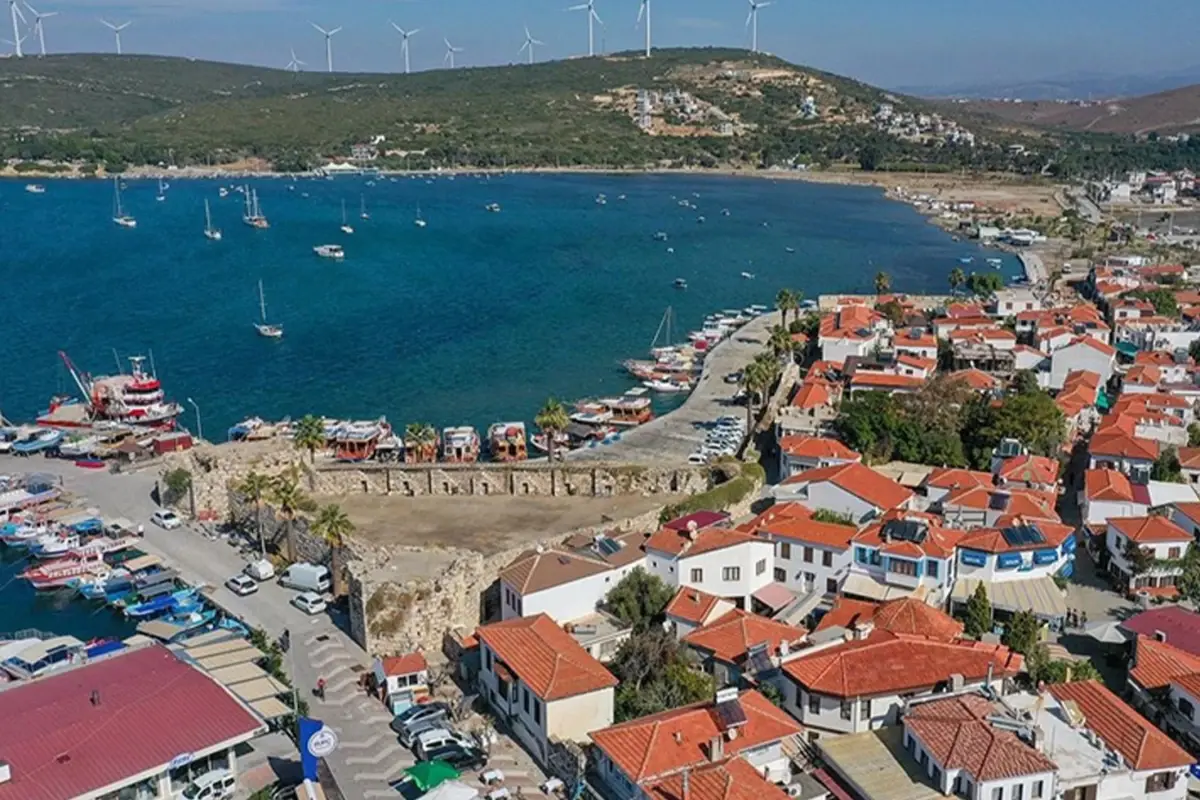 Emeklilerin yeni adresi belirlendi: Bavulunu alan bu 3 ilçeye taşınıyor