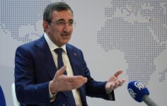 Enflasyonla kararlı mücadeleniz sürecek