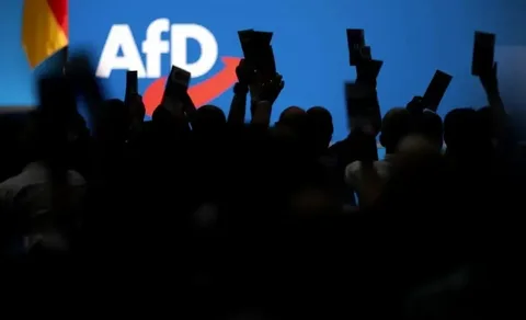 Almanya’da Aşırı Sağın Oyu Katlanarak Artıyor