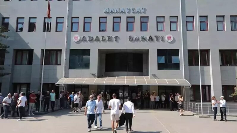 Manavgat Belediyesine ilişkin ‘rüşvet’ soruşturmasında 2 kişi serbest bırakıldı.
