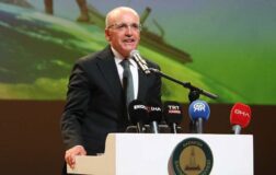 Mehmet Şimşek: Karşımıza çıkacak tehditlere karşı en güçlü savunma aracı eğitimdir.