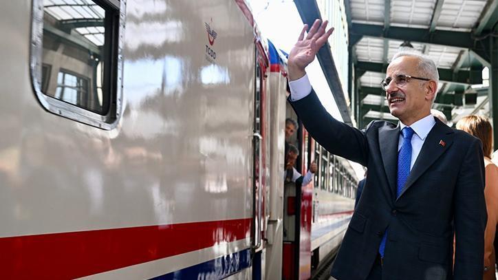 Sonbahar seferlerine başlayan Turistik Karaelmas treni