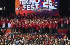 TEKNOFEST İstanbul’u 1 milyon 32 bin ziyaretçi katıldı.