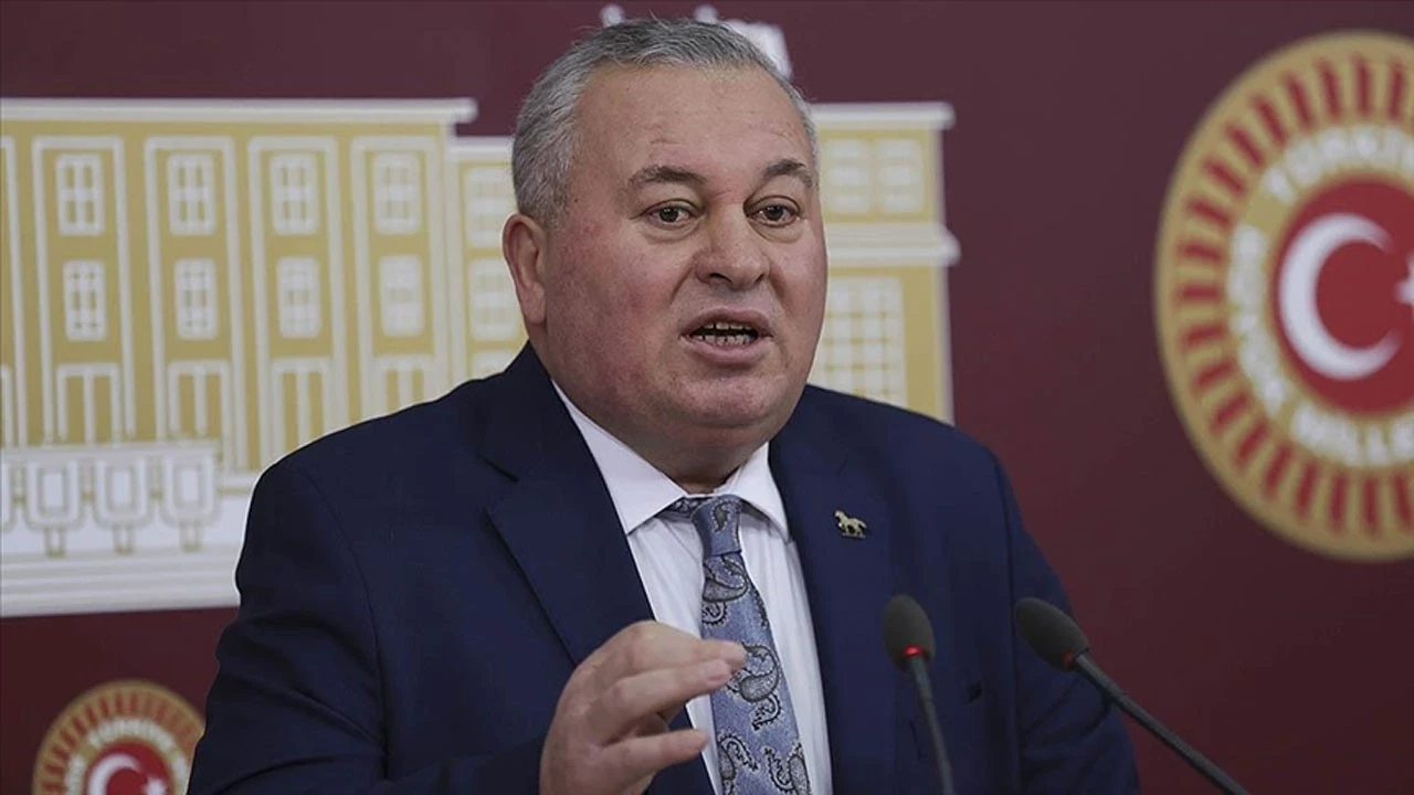 Cemal Enginyurt’tan Sert Tepki: “Küçük Yatırımcıyı Batırdınız!”