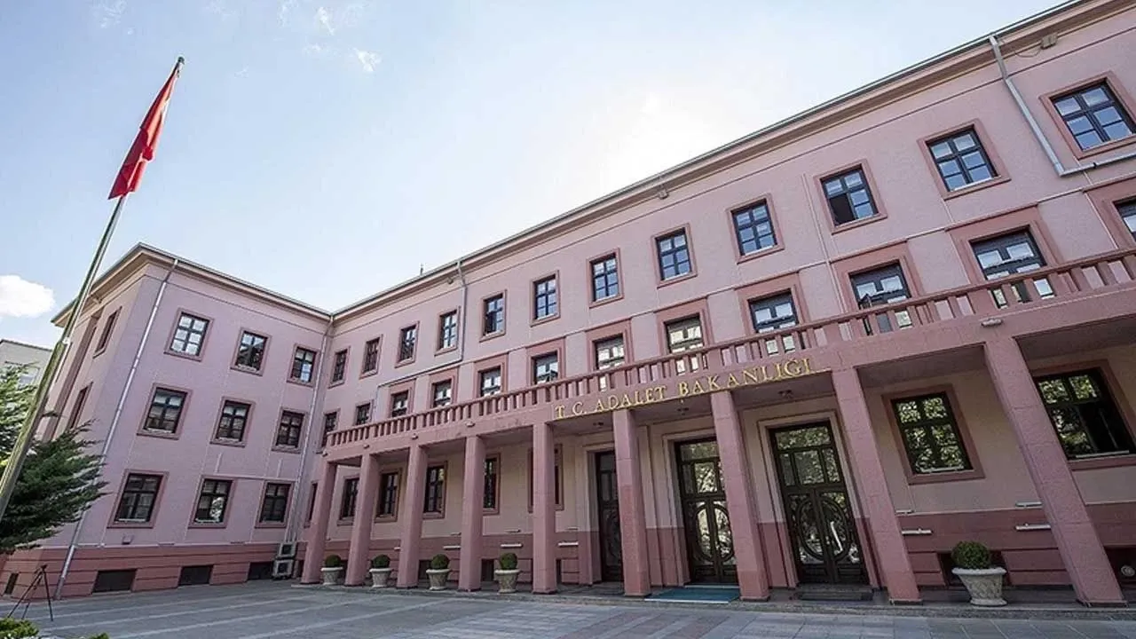 Geliri 2 Milyon Lira, Yine de Kimse İstemiyor 2 Geliri 2 Milyon Lira, Yine de Kimse İstemiyor