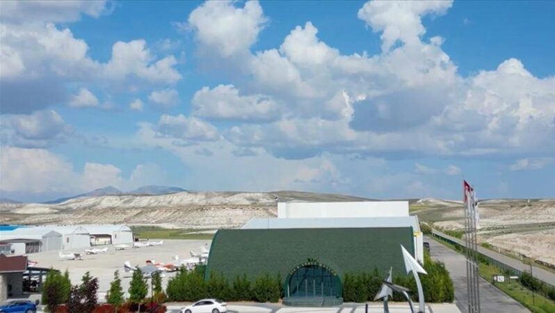 Amatör havacılığı teşvik etmek amacıyla yeni kampüsler kurulacak. 1 Amatör havacılığı teşvik etmek amacıyla yeni kampüsler kurulacak.