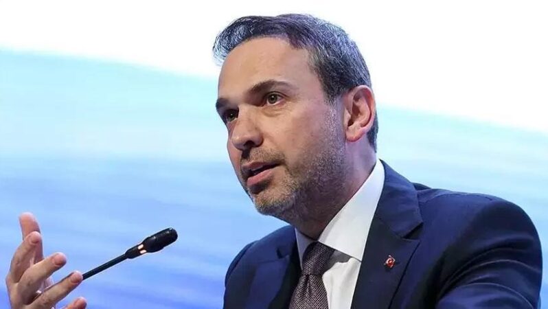Bakan Bayraktar açıkladı! BAE ile 1 milyar dolarlık yatırımla son aşamaya ulaşıldı.