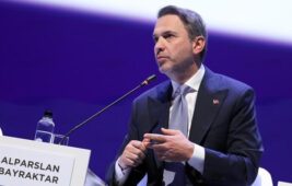 Bakan Bayraktar’dan Rusya’da doğal gaz açıklaması: Türkiye için kritik önem taşıyor