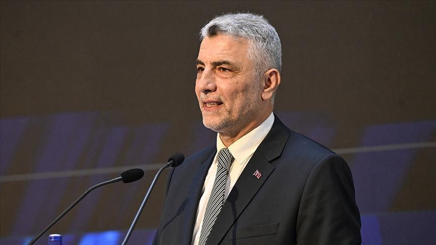Bakan Bolat açıkladı: Mal ve hizmet ihracatında yeni rekor. 4 Bakan Bolat açıkladı: Mal ve hizmet ihracatında yeni rekor.