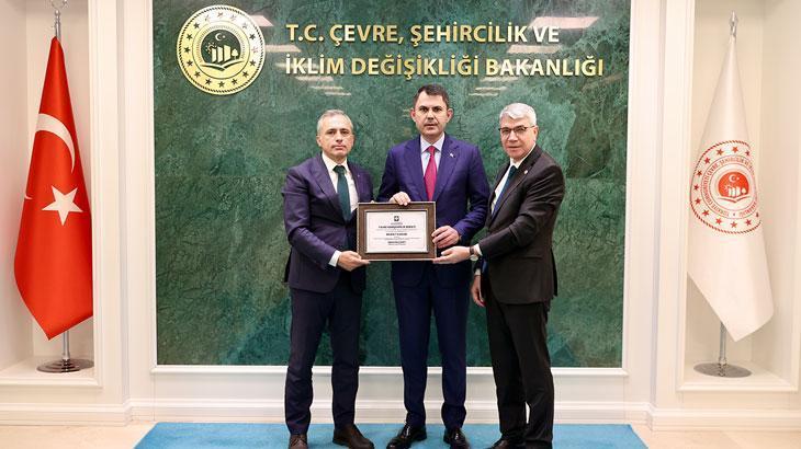 Bakan Kurum’a, Osmaniye’den onursal hemşehrilik beratı