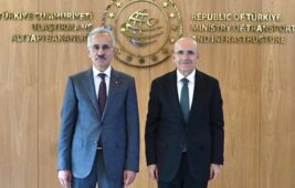 Bakan Uraloğlu, Hazine ve Maliye Bakanı Şimşek ile buluştu.
