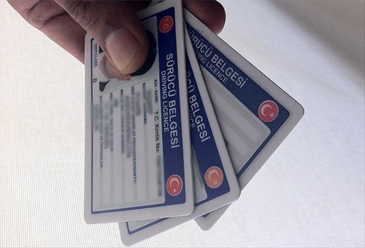 Bakan Yerlikaya’dan eski tip ehliyet hakkında uyarı! Süre uzatılmayacak.