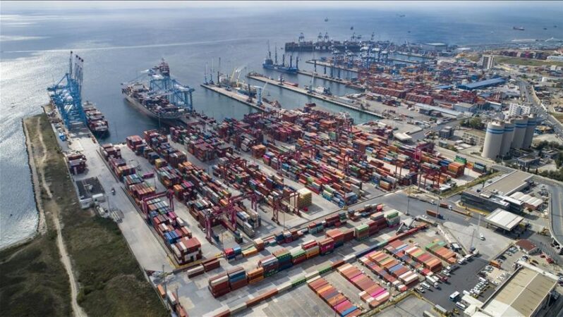 Eylülde Türkiye'nin ihracatı yükseldi. 1 Eylülde Türkiye’nin ihracatı yükseldi.