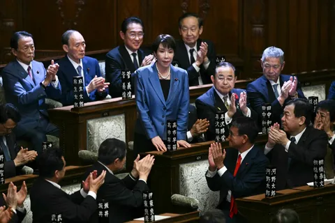 Japonya’da İlk Kadın Başbakan