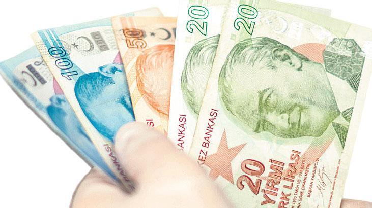 Yeni 20 TL piyasada, imzası değişti