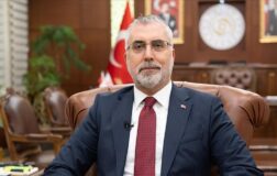 Bakan Işıkhan’dan iş gücüne katılan kadınlarla ilgili paylaşım