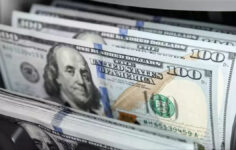 ABD Dolar Endeksi 99,75’e Yükseldi: Fed Şahin Tutumunu Koruyor