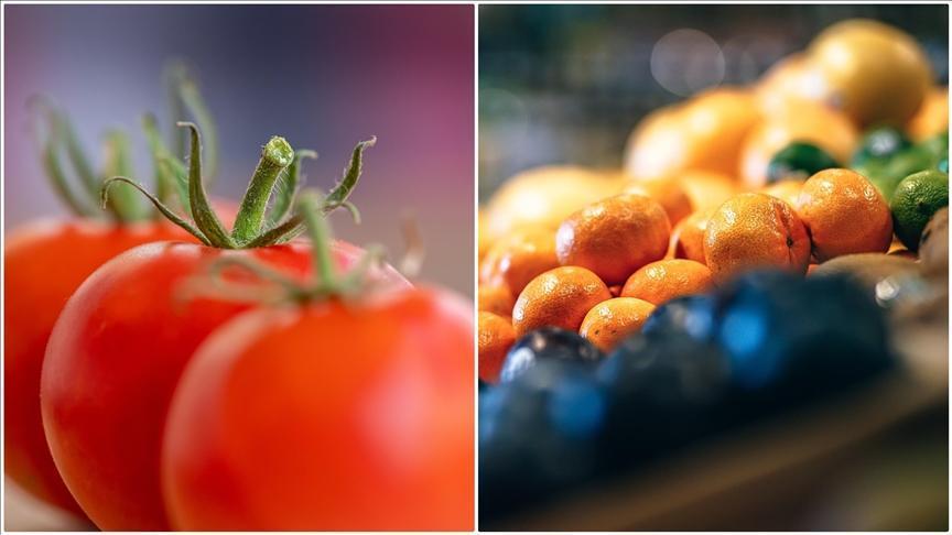 Ekim ayında İstanbul'da en fazla mandalina ve domates tüketildi. 2 Ekim ayında İstanbul’da en fazla mandalina ve domates tüketildi.