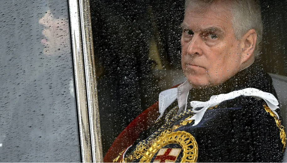 İngiltere'de Prensin Ünvanı Elinden Alındı 2 image 8