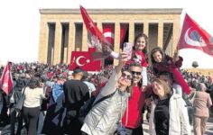 Önce Anıtkabir’e, ardından tatile