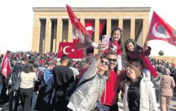 Önce Anıtkabir’e, ardından tatile