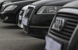 Ticaret Bakanlığı açıkladı: 1,7 milyar lirayı aşan değere sahip 434 araç için adli işlem gerçekleştirildi. 2 Ticaret Bakanlığı açıkladı: 1,7 milyar lirayı aşan değere sahip 434 araç için adli işlem gerçekleştirildi.