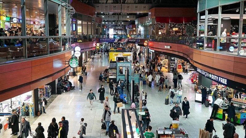 Türkiye’deki havalimanları 211 milyon yolcuya hizmet sundu.