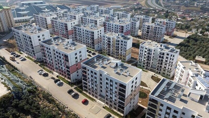 Yüzyılın Konut Projesi’ne başvurular Pazartesi gününden itibaren başlayacak! Bakan Kurum, başvuru bilgilerini aktardı.